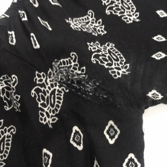 SOLD: LA Hearts Black Tribal Patterned Romper/Playsuit - Picture 5 of 5